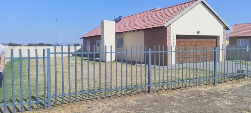 To Let 3 Bedroom Property for Rent in Waterkloof A H North West